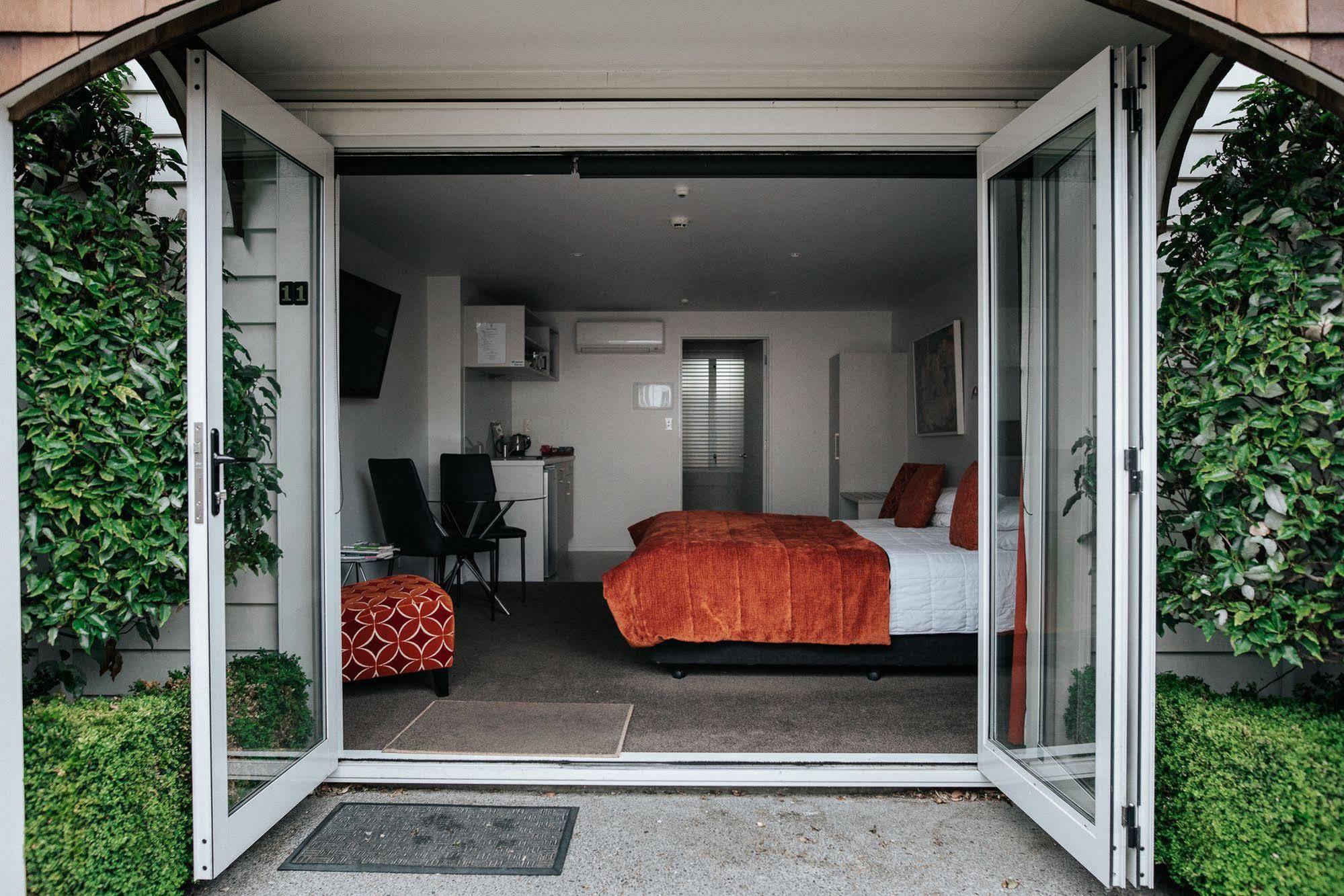 The Grange B&B Christchurch Bagian luar foto
