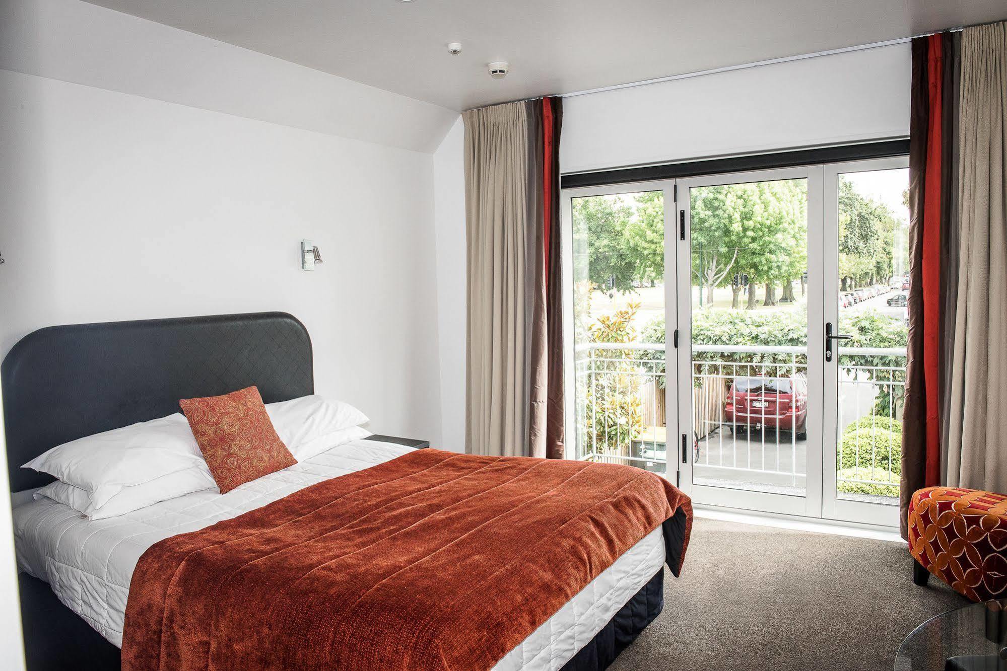 The Grange B&B Christchurch Bagian luar foto