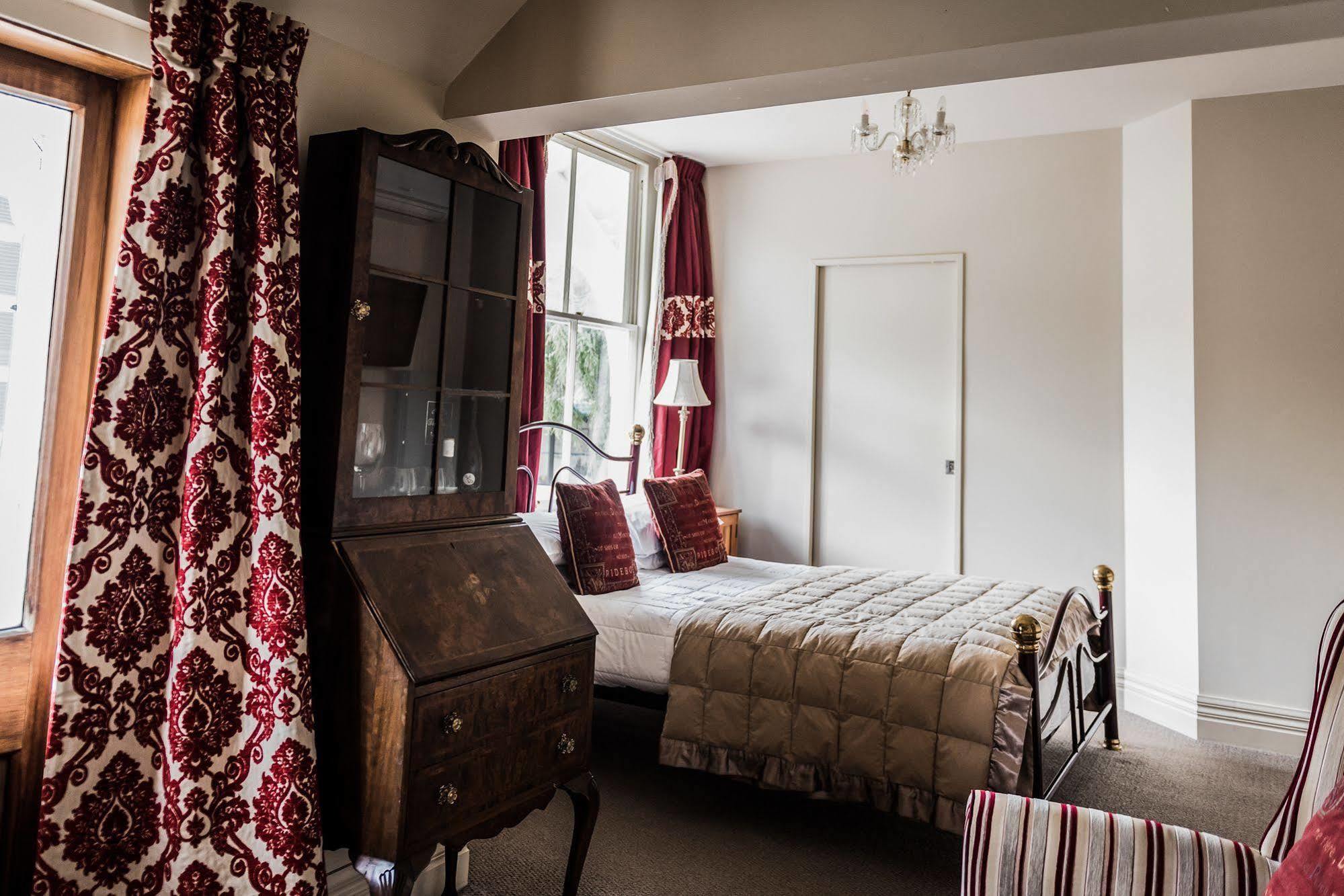 The Grange B&B Christchurch Bagian luar foto